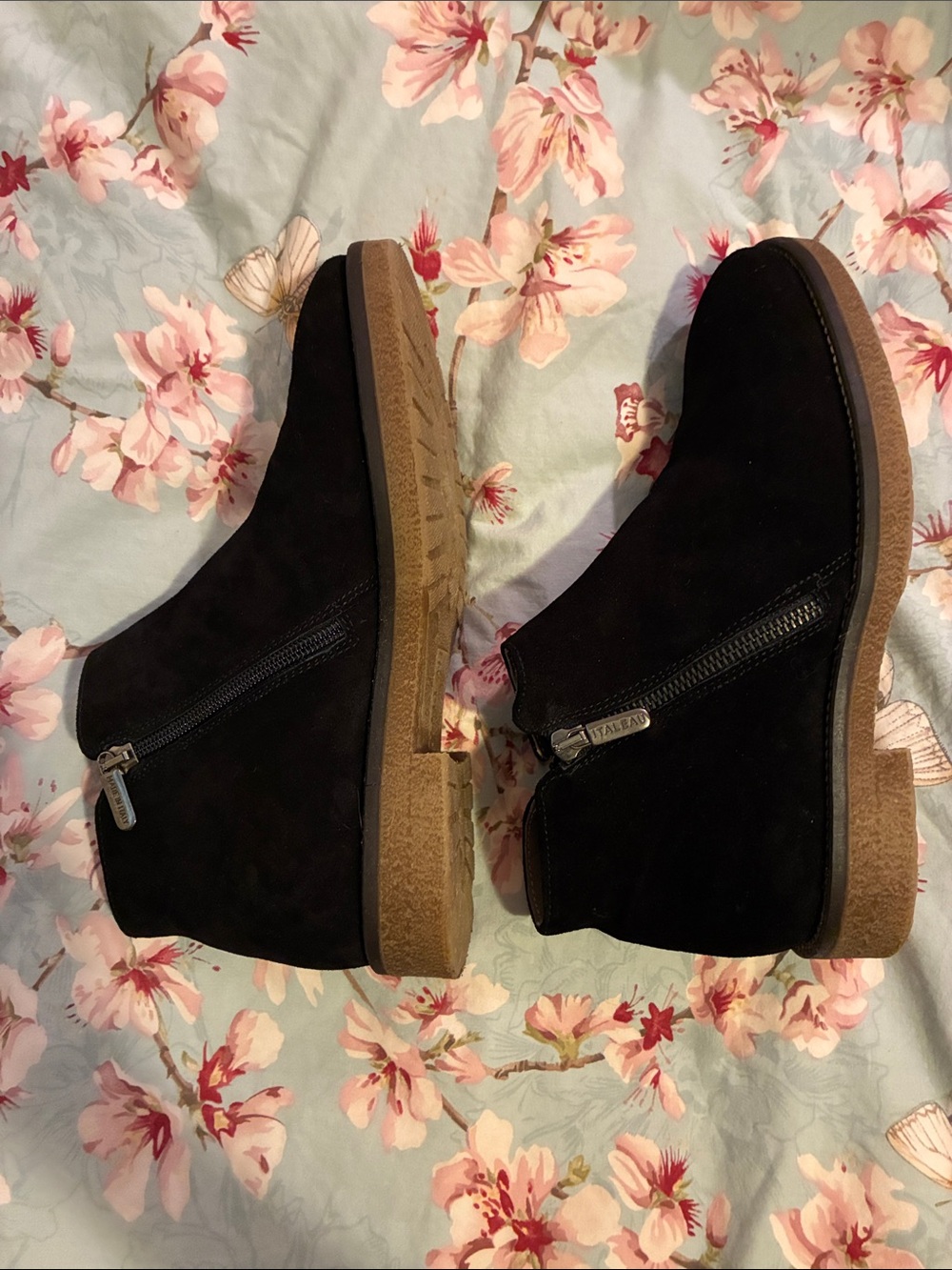 Italeau Foliana Classic Black Suede Ankle Boots with Side Zipper size 38 - Picture 3 of 8